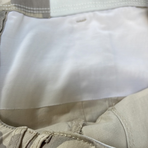 NWOT Democracy “Ab”solution camouflage joggers. Size 14 - Picture 5 of 7